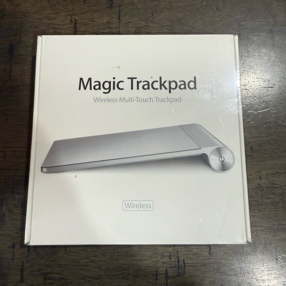 Apple Magic Trackpad - Sleek Silver